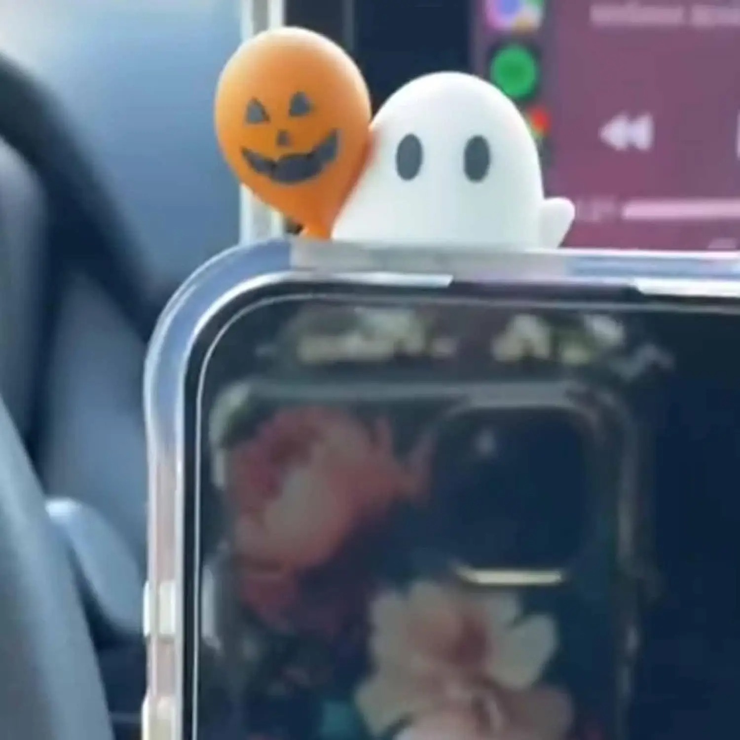 Ghostees Mystery Phone Buddy C - Phone Accessories Toys 评论和价格
