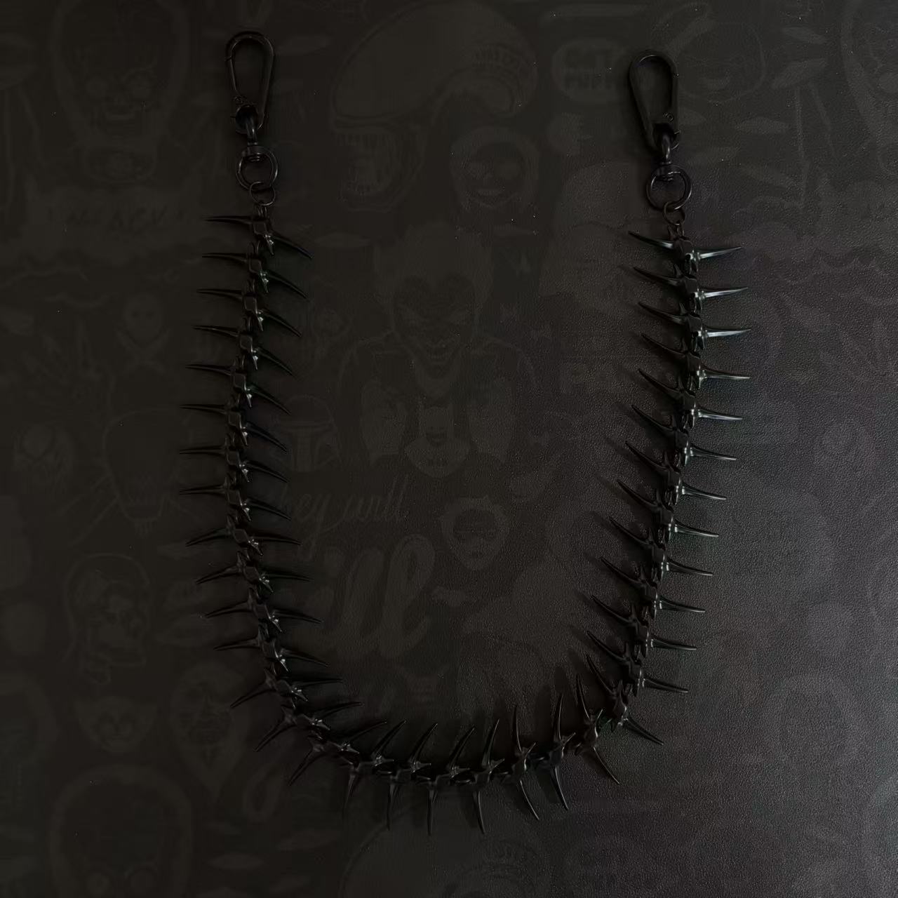 Matte Black Skeleton Metal Hea - Phone Accessories Design 评论和价格